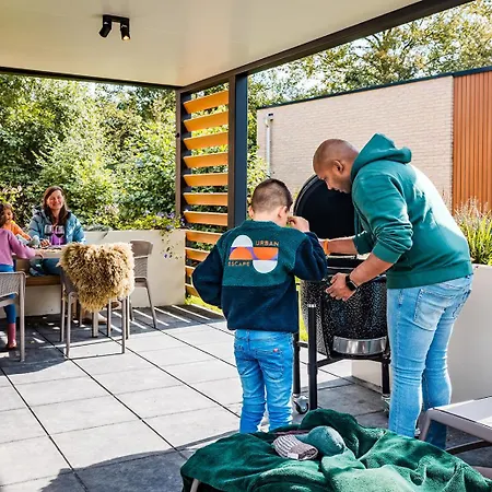 Recreatiewoning 'steenpatrijs' Op Gemoedelijk Nyaraló Voorthuizen