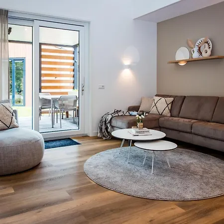 Recreatiewoning 'steenpatrijs' Op Gemoedelijk 度假居